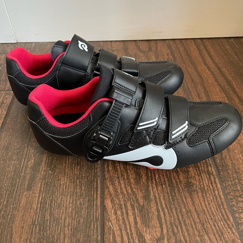Peloton Size 41 Cycling Shoes